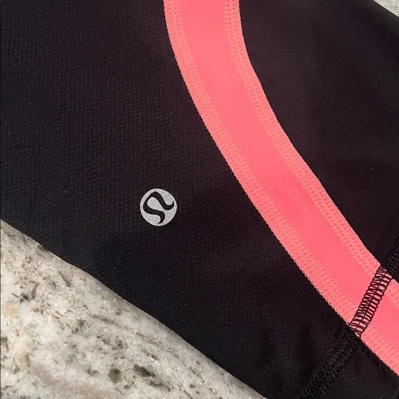 lululemon athletica Black and Pink Crop Leggings - Picture 5 of 5